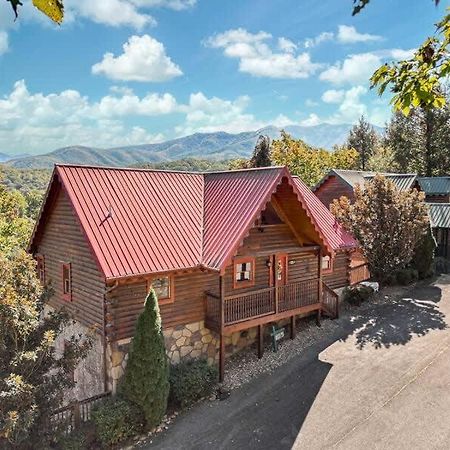 Movie Theater Hot Tub View Mountain Escape Villa Gatlinburg Exteriör bild