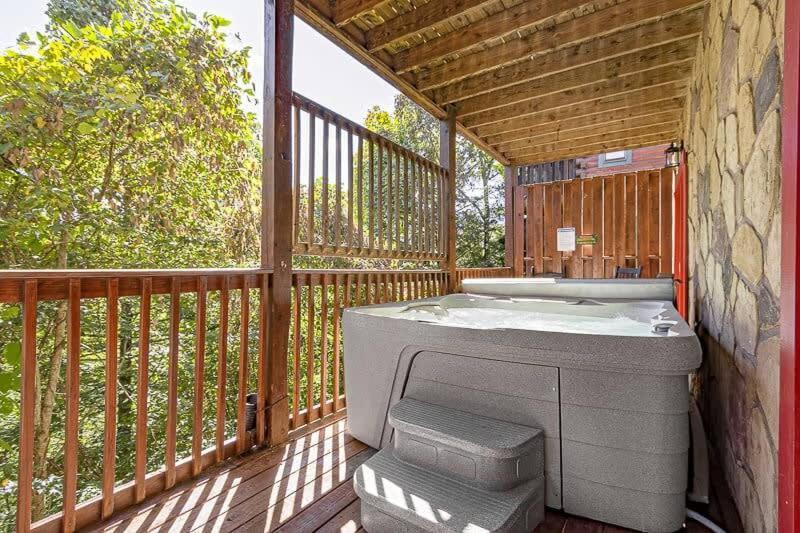Movie Theater Hot Tub View Mountain Escape Villa Gatlinburg Exteriör bild