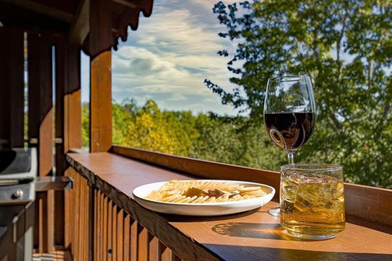 Movie Theater Hot Tub View Mountain Escape Villa Gatlinburg Exteriör bild